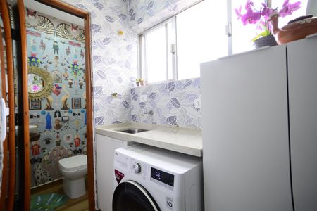 Apartamento à venda com 70m², 3 quartos e 1 vagaÁrea de Serviço