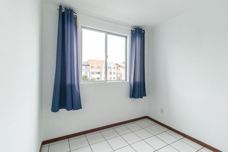 Quarto 2 de apartamento para alugar com 2 quartos, 58m² em Santo Antônio, São José dos Pinhais