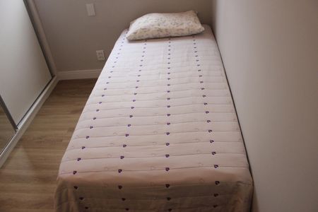 Apartamento para alugar com 69m², 2 quartos e 1 vagaQuarto