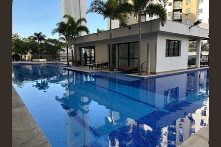 Apartamento à venda com 65m², 3 quartos e 1 vagaÁrea comum - Piscina