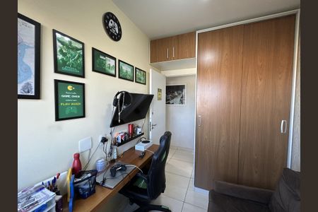 Apartamento à venda com 65m², 3 quartos e 1 vagaQuarto 2