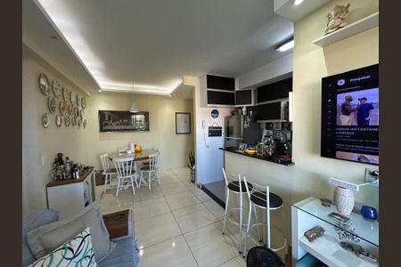 Apartamento à venda com 65m², 3 quartos e 1 vagaSala