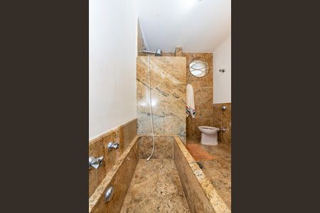 Apartamento à venda com 187m², 4 quartos e 2 vagasBanheiro Social