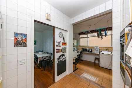 Apartamento à venda com 187m², 4 quartos e 2 vagasCozinha