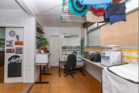 Apartamento à venda com 187m², 4 quartos e 2 vagasÁrea de Serviço