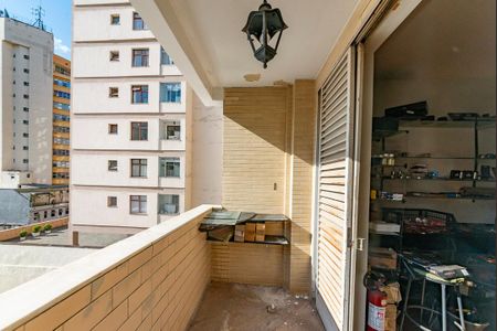 Apartamento à venda com 187m², 4 quartos e 2 vagasVaranda