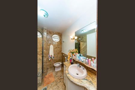 Apartamento à venda com 187m², 4 quartos e 2 vagasBanheiro Social