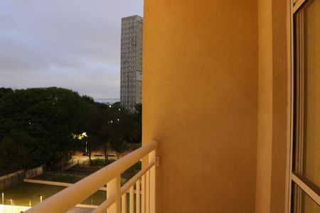 Varanda de apartamento para alugar com 1 quarto, 27m² em Parque Industrial Tomas Edson, São Paulo