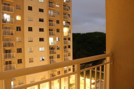 Varanda de apartamento para alugar com 1 quarto, 27m² em Parque Industrial Tomas Edson, São Paulo