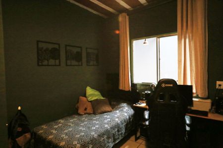 Casa à venda com 597m², 4 quartos e 7 vagasSuíte