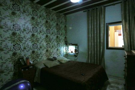 Casa à venda com 597m², 4 quartos e 7 vagasQuarto