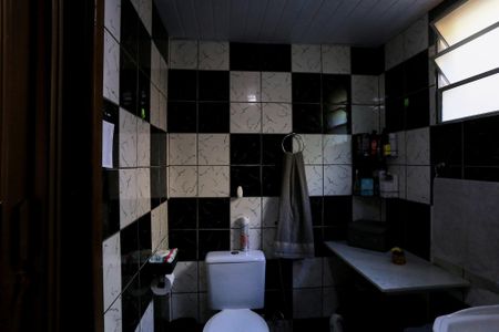 Casa à venda com 597m², 4 quartos e 7 vagasBanheiro