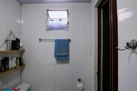 Casa à venda com 597m², 4 quartos e 7 vagasBanheiro da Suíte