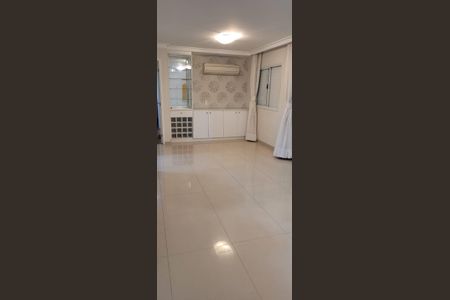 Sala de apartamento à venda com 3 quartos, 104m² em Vila Monte Alegre, São Paulo