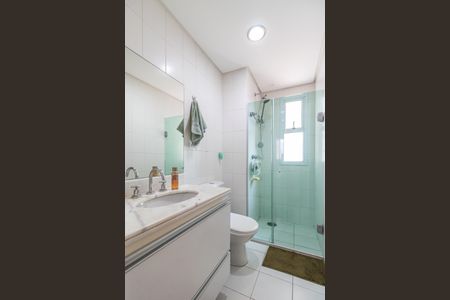 Apartamento à venda com 79m², 2 quartos e 2 vagas Apartamento à venda com 79m², 2 quartos e 2 vagasBanheiro Social