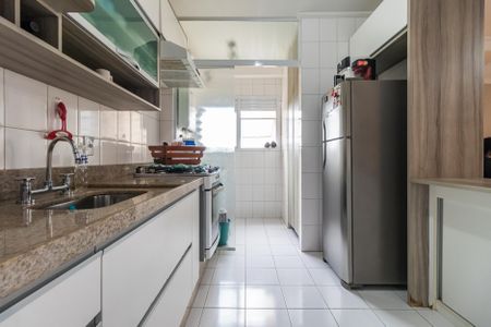 Apartamento à venda com 79m², 2 quartos e 2 vagas Apartamento à venda com 79m², 2 quartos e 2 vagasCozinha