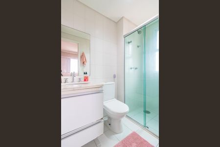 Apartamento à venda com 79m², 2 quartos e 2 vagas Apartamento à venda com 79m², 2 quartos e 2 vagasBanheiro da Suíte