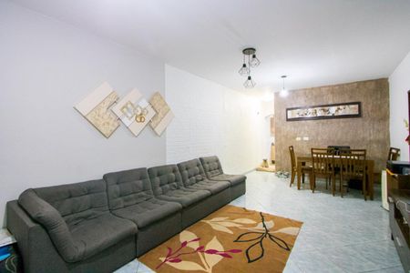 Casa à venda com 125m², 2 quartos e 2 vagas Casa à venda com 125m², 2 quartos e 2 vagasSala