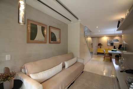 Sala 1 de apartamento à venda com 4 quartos, 233m² em Freguesia (jacarepaguá), Rio de Janeiro
