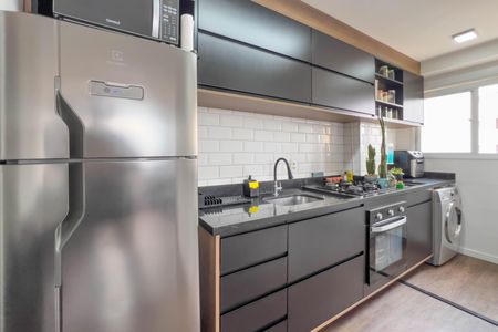 Apartamento à venda com 41m², 2 quartos e sem vaga Apartamento à venda com 41m², 2 quartos e sem vagaCozinha e área de serviço