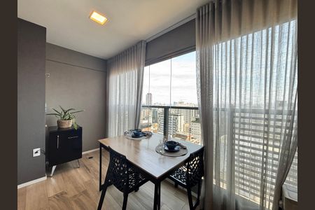 Studio à venda com 28m², 1 quarto e sem vaga Studio à venda com 28m², 1 quarto e sem vagaVaranda