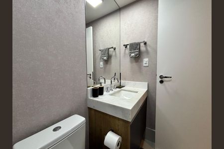 Studio à venda com 28m², 1 quarto e sem vaga Studio à venda com 28m², 1 quarto e sem vagaBanheiro