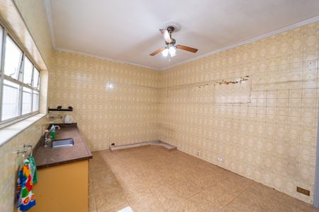 Casa à venda com 250m², 3 quartos e 2 vagas Casa à venda com 250m², 3 quartos e 2 vagasCozinha