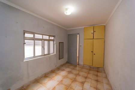 Casa à venda com 250m², 3 quartos e 2 vagas Casa à venda com 250m², 3 quartos e 2 vagasQuarto de Serviço