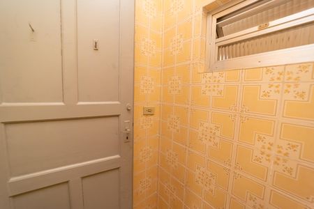 Casa à venda com 250m², 3 quartos e 2 vagas Casa à venda com 250m², 3 quartos e 2 vagasLavabo