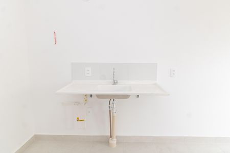 Apartamento para alugar com 32m², 2 quartos e sem vaga Apartamento para alugar com 32m², 2 quartos e sem vagaSala/Cozinha