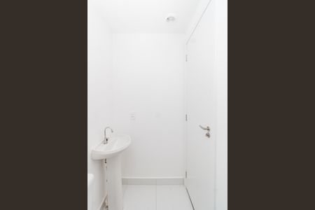 Apartamento para alugar com 32m², 2 quartos e sem vaga Apartamento para alugar com 32m², 2 quartos e sem vagaBanheiro
