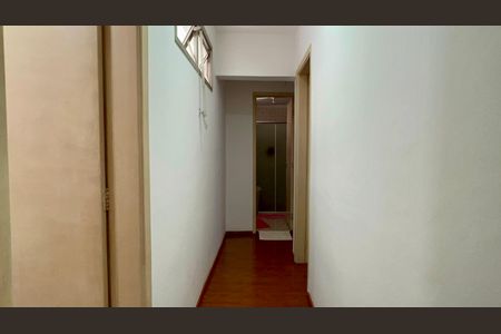 Apartamento para alugar com 73m², 2 quartos e sem vaga Apartamento para alugar com 73m², 2 quartos e sem vagaCorredor