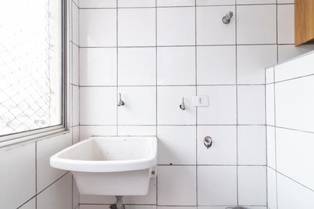 Apartamento para alugar com 70m², 3 quartos e 1 vagaÁrea de Serviço