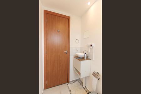 Apartamento para alugar com 44m², 2 quartos e 1 vaga Apartamento para alugar com 44m², 2 quartos e 1 vagaBanheiro