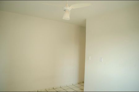 Sala de apartamento para alugar com 1 quarto, 38m² em Setor Leste Universitário, Goiânia