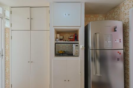 Apartamento à venda com 122m², 3 quartos e 2 vagas Apartamento à venda com 122m², 3 quartos e 2 vagasCozinha