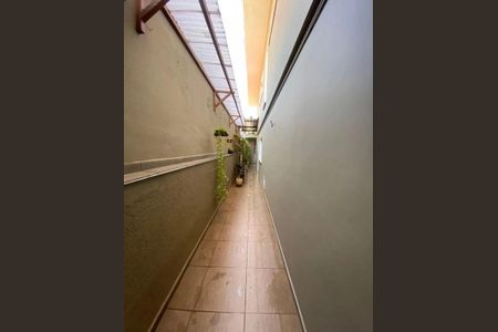 Casa à venda com 139m², 4 quartos e 2 vagas