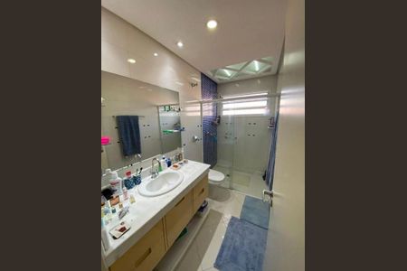 Casa à venda com 139m², 4 quartos e 2 vagas