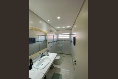 Casa à venda com 139m², 4 quartos e 2 vagas