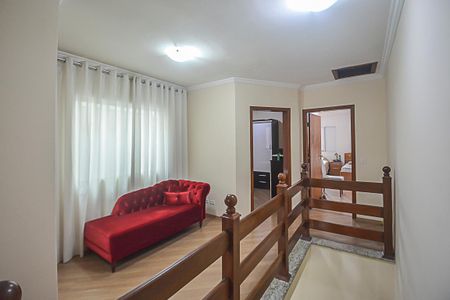 Casa à venda com 206m², 3 quartos e 6 vagas Casa à venda com 206m², 3 quartos e 6 vagasHall dos Quartos
