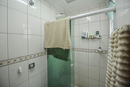 Casa à venda com 206m², 3 quartos e 6 vagas Casa à venda com 206m², 3 quartos e 6 vagasBanheiro