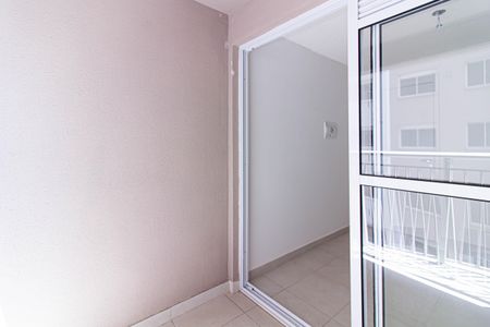 Apartamento à venda com 35m², 2 quartos e sem vaga Apartamento à venda com 35m², 2 quartos e sem vagaVaranda
