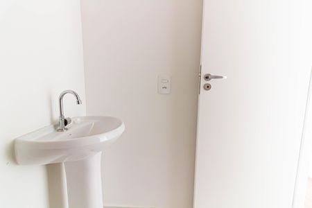 Apartamento à venda com 35m², 2 quartos e sem vaga Apartamento à venda com 35m², 2 quartos e sem vagaBanheiro