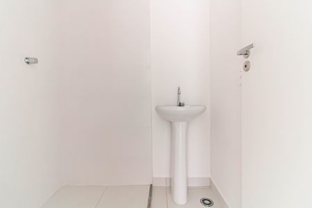 Apartamento à venda com 35m², 2 quartos e sem vaga Apartamento à venda com 35m², 2 quartos e sem vagaBanheiro