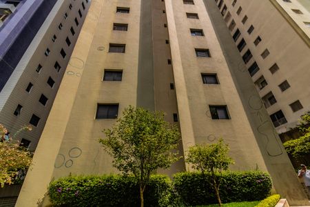 Apartamento para alugar com 55m², 2 quartos e 1 vagaFachada