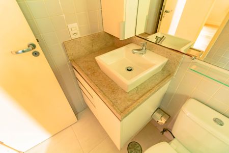 Apartamento para alugar com 55m², 2 quartos e 1 vagaBanheiro