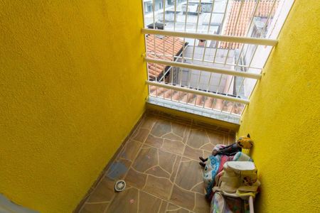 Casa à venda com 150m², 3 quartos e 3 vagas Casa à venda com 150m², 3 quartos e 3 vagasVaranda