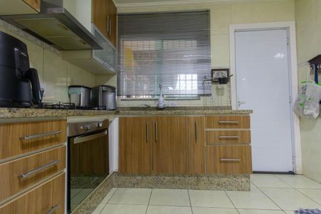 Casa à venda com 150m², 3 quartos e 3 vagas Casa à venda com 150m², 3 quartos e 3 vagasCozinha