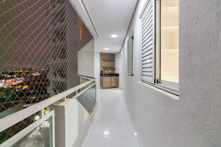 Apartamento à venda com 104m², 3 quartos e 2 vagas Apartamento à venda com 104m², 3 quartos e 2 vagasVaranda