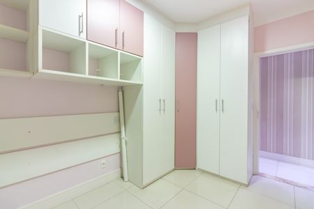 Apartamento à venda com 104m², 3 quartos e 2 vagas Apartamento à venda com 104m², 3 quartos e 2 vagasQuarto 2